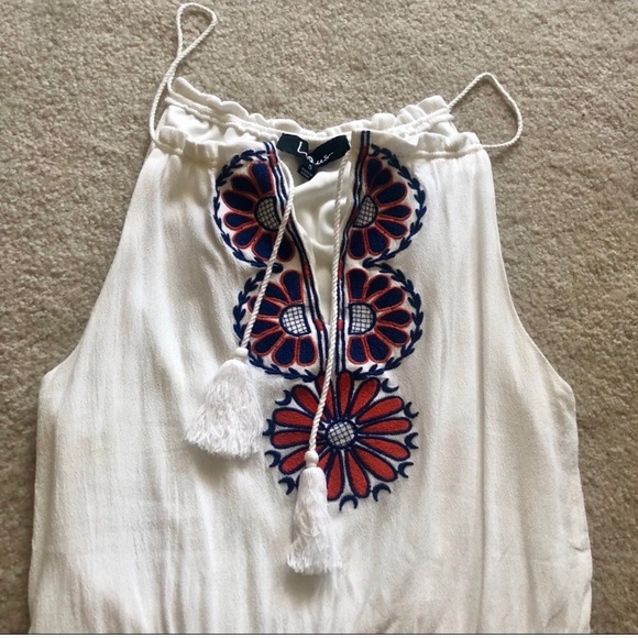 Lulu’s White Romper - Picture 2 of 3